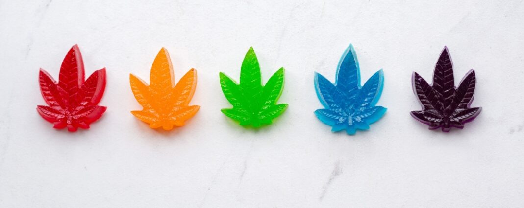 Leaf shaped CBD gummies