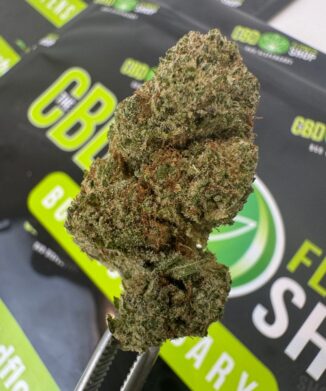 Exclusive Bubblegum Runtz CBD Tea Flower bud