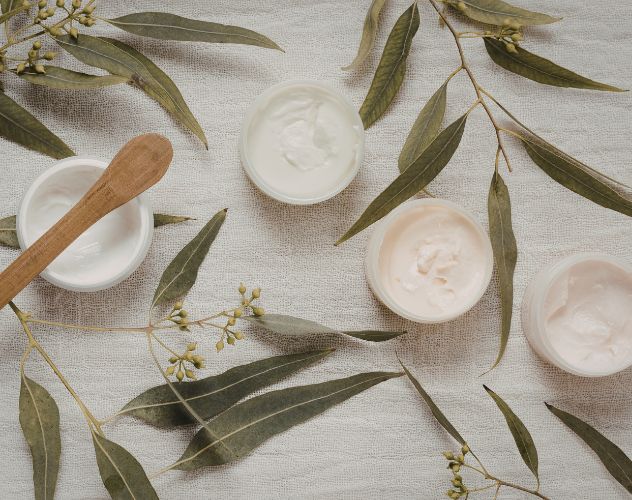 cbd moisturiser pots
